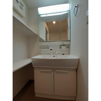 カーサカメリアⅡ 205【管理NO：1-021939302-02040】 ★家具家電は申し込み後に搬入します★ ★2026年09月下旬入居可能★の物件画像
