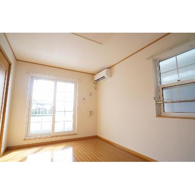 クオリアⅡ 201【管理NO：1-013464302-02010】 ★家具家電は申し込み後に搬入します★ ★2026年09月上旬入居可能★の物件画像