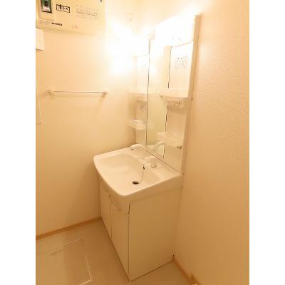 グリシーヌＢ 203【管理NO：1-016563702-02030】 ★家具家電は申し込み後に搬入します★ ★2026年09月下旬入居可能★の物件画像