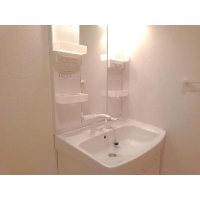 シイナハイツⅢ 101【管理NO：1-016635501-01010】 ★家具家電は申し込み後に搬入します★ ★2026年09月中旬入居可能★の物件画像