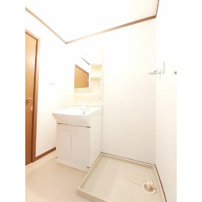 カーサ・エテルノＢ 202【管理NO：1-010971402-02020】 ★家具家電は申し込み後に搬入します★ ★2026年09月中旬入居可能★の物件画像