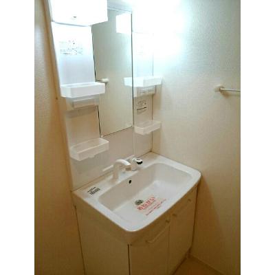 ラ　シーマ　カイト 205【管理NO：1-021214101-02050】 ★家具家電は申し込み後に搬入します★ ★2026年09月中旬入居可能★の物件画像
