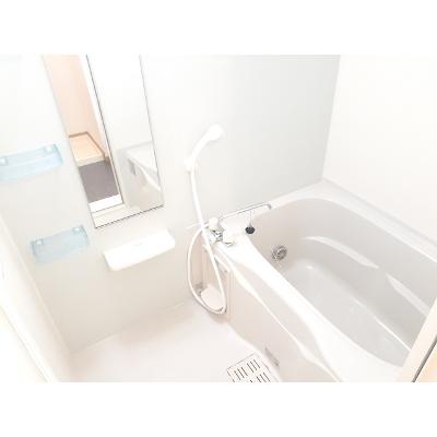 クローバー 201【管理NO：1-014540001-02010】 ★家具家電は申し込み後に搬入します★ ★2026年09月中旬入居可能★の物件画像