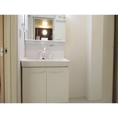 クローバー下平川Ⅲ 105【管理NO：1-023918001-01040】 ★家具家電は申し込み後に搬入します★ ★2026年09月中旬入居可能★の物件画像