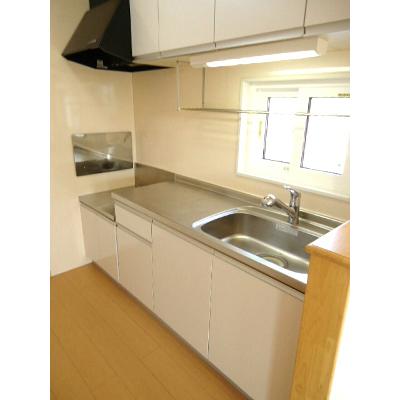 フォレスト・ヒル 201【管理NO：1-015908801-02010】 ★家具家電は申し込み後に搬入します★の物件画像