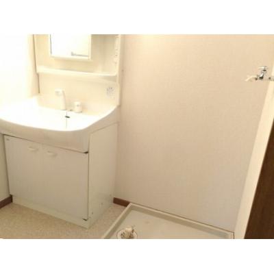 エピナール 201【管理NO：1-010838201-02010】 ★家具家電は申し込み後に搬入します★ ★2026年10月上旬入居可能★の物件画像