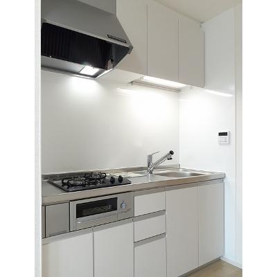 エクラ 201【管理NO：1-026014501-02010】 ★家具家電は申し込み後に搬入します★ ★2026年09月中旬入居可能★の物件画像