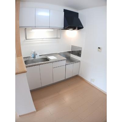 ノース　リバー 201【管理NO：1-015724701-02010】 ★家具家電は申し込み後に搬入します★ ★2026年10月中旬入居可能★の物件画像