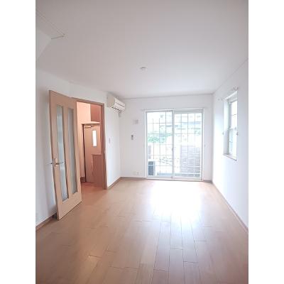 ル　トン　セラン 101【管理NO：1-014382301-01010】 ★家具家電は申し込み後に搬入します★の物件画像