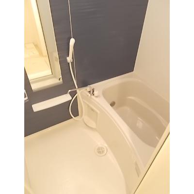カーサ・フィオーレ 202【管理NO：1-017737201-02020】 ★家具家電は申し込み後に搬入します★の物件画像