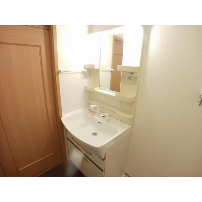 ベル　コリーヌ 103【管理NO：1-011752701-01030】 ★家具家電は申し込み後に搬入します★ ★2026年09月中旬入居可能★の物件画像