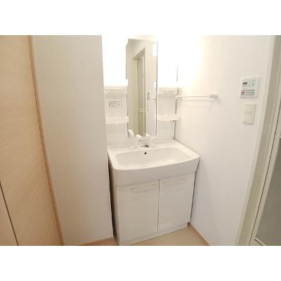 ジュピター 102【管理NO：1-015215701-01020】 ★家具家電は申し込み後に搬入します★ ★2026年09月中旬入居可能★の物件画像