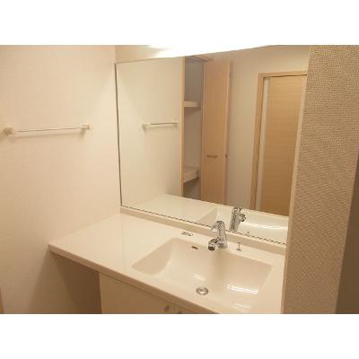 エナジー参番館 202【管理NO：1-016827601-02020】 ★家具家電は申し込み後に搬入します★ ★2026年09月中旬入居可能★の物件画像
