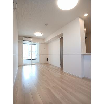 ジェダイト 106【管理NO：1-026764501-01050】 ★家具家電は申し込み後に搬入します★の物件画像