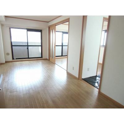 シャトゥ　ドゥ　ファミ 203【管理NO：1-011182701-02030】 ★家具家電は申し込み後に搬入します★ ★2026年10月上旬入居可能★の物件画像