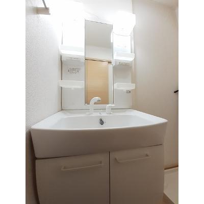 サントアールさち 105【管理NO：1-015499101-01040】 ★家具家電は申し込み後に搬入します★の物件画像