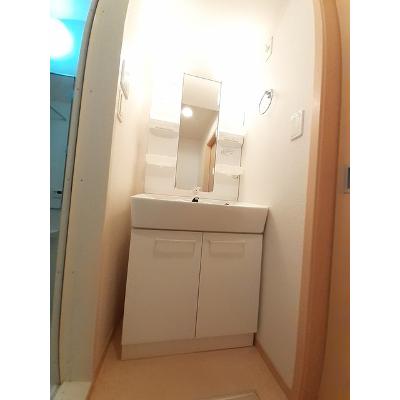 ミニョン・ブローテ 201【管理NO：1-016695901-02010】 ★家具家電は申し込み後に搬入します★ ★2026年09月中旬入居可能★の物件画像