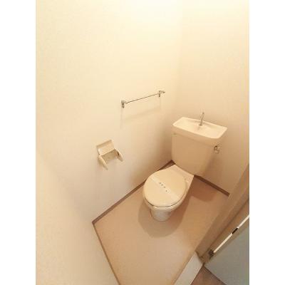 ハイツＫＵＷＡＯ 102【管理NO：1-002610501-01020】 ★家具家電は申し込み後に搬入します★の物件画像