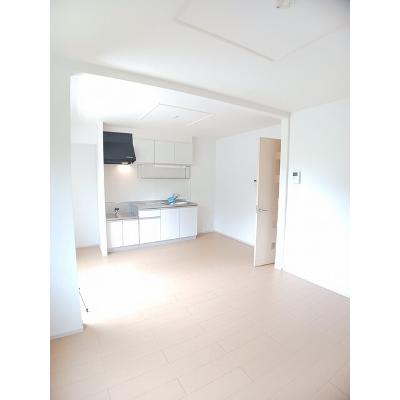 フィオーレ 202【管理NO：1-017190901-02020】 ★家具家電は申し込み後に搬入します★ ★2026年09月下旬入居可能★の物件画像