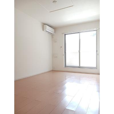 フローレンスＣ 202【管理NO：1-019133803-02020】 ★家具家電は申し込み後に搬入します★の物件画像