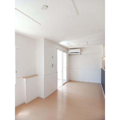 ブライト　スクエアⅢ　Ａ 101【管理NO：1-020879801-01010】 ★家具家電は申し込み後に搬入します★の物件画像