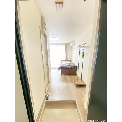 ユニオンマンスリー横浜・白楽５　309　1R・シングル☆◆インターネット固定回線（有線）無料の部屋◆【禁煙ルーム】安心の宅配ボックス＆モニター付きインターフォン完備！デスク・チェアのあるお部屋の物件画像