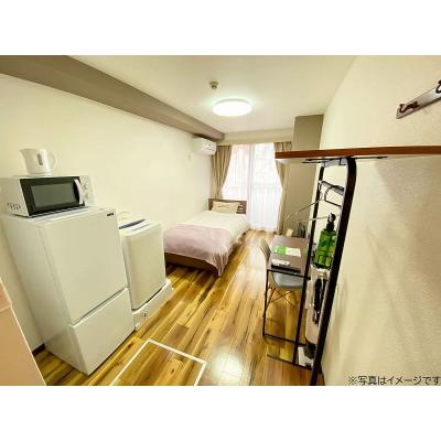 ユニオンマンスリー横浜・白楽５　411　1R・シングル☆◆インターネット固定回線（有線）無料の部屋◆【禁煙ルーム】安心の宅配ボックス＆モニター付きインターフォン完備！デスク・チェアのあるお部屋の物件画像