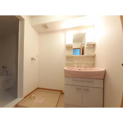 プラードⅢ 202【管理NO：1-013168701-02020】 ★家具家電は申し込み後に搬入します★ ★2026年09月中旬入居可能★の物件画像
