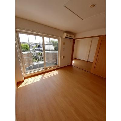オークランド 202【管理NO：1-013998701-02020】 ★家具家電は申し込み後に搬入します★の物件画像