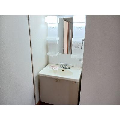 アクティブＹ 101【管理NO：1-004208001-01010】 ★家具家電は申し込み後に搬入します★ ★2026年09月中旬入居可能★の物件画像