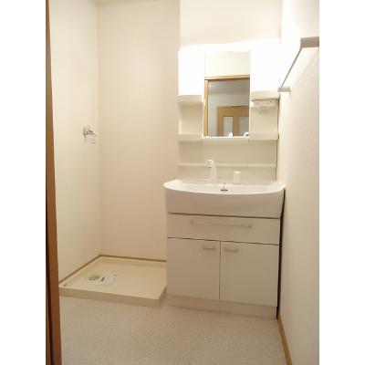 エアリーコートＡ 102【管理NO：1-014811801-01020】 ★家具家電は申し込み後に搬入します★ ★2026年09月中旬入居可能★の物件画像