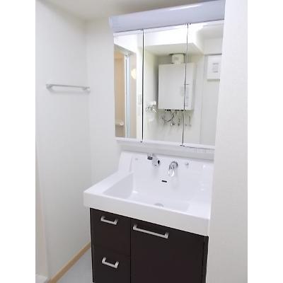 フォルトゥーナ 402【管理NO：1-018472301-04020】 ★家具家電は申し込み後に搬入します★ ★2026年09月中旬入居可能★の物件画像