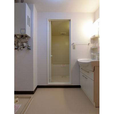 ジュネス松陰 101【管理NO：1-012268901-01010】 ★家具家電は申し込み後に搬入します★ ★2026年10月中旬入居可能★の物件画像