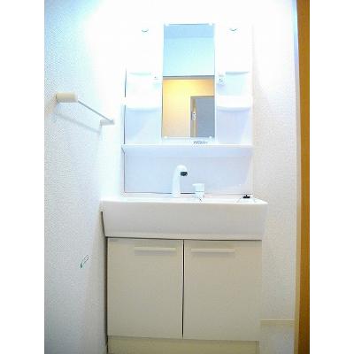 グレイス・ラッフィナート 203【管理NO：1-023492601-02030】 ★家具家電は申し込み後に搬入します★ ★2026年11月中旬入居可能★の物件画像