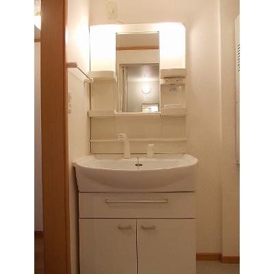メゾン・ド・シャルム 203【管理NO：1-013598201-02030】 ★家具家電は申し込み後に搬入します★の物件画像