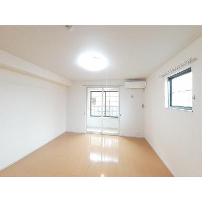 Ｇセレクト　Ⅱ 102【管理NO：1-017177501-01020】 ★家具家電は申し込み後に搬入します★の物件画像