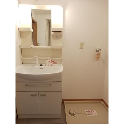 ファインロイテ 304【管理NO：1-012156601-03040】 ★家具家電は申し込み後に搬入します★の物件画像