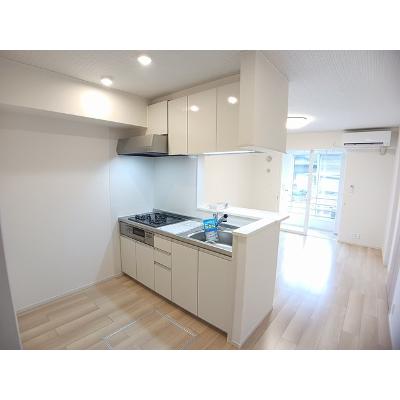 リアン　デュール 104【管理NO：1-026687601-01040】 ★家具家電は申し込み後に搬入します★の物件画像