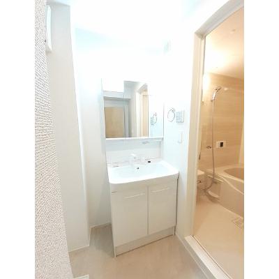 リアン　デュール 104【管理NO：1-026687601-01040】 ★家具家電は申し込み後に搬入します★の物件画像