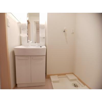 アヴァロン 203【管理NO：1-015737301-02030】 ★家具家電は申し込み後に搬入します★ ★2026年10月中旬入居可能★の物件画像