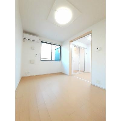 ジョイ 201【管理NO：1-017980301-02010】 ★家具家電は申し込み後に搬入します★ ★2026年11月中旬入居可能★の物件画像