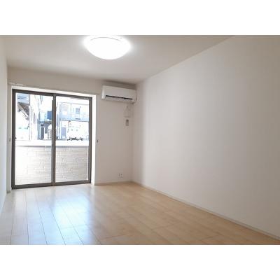 ラッフィナート　ドゥーエ 102【管理NO：1-020204201-01020】 ★家具家電は申し込み後に搬入します★の物件画像