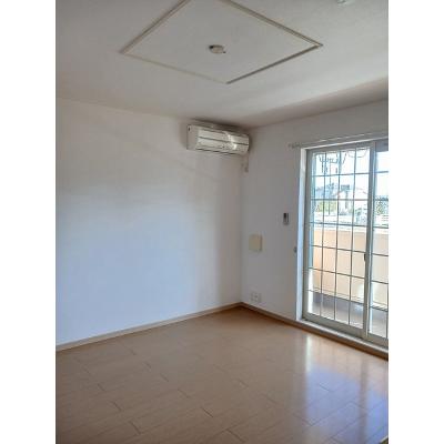 Ｔｉｍｅｓ　Ｃ．Ｓ 101【管理NO：1-015427601-01010】 ★家具家電は申し込み後に搬入します★ ★2026年09月中旬入居可能★の物件画像