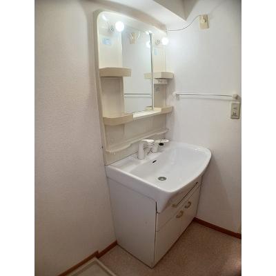 グリーン・パーク　Ａ 205【管理NO：1-012272501-02040】 ★家具家電は申し込み後に搬入します★の物件画像