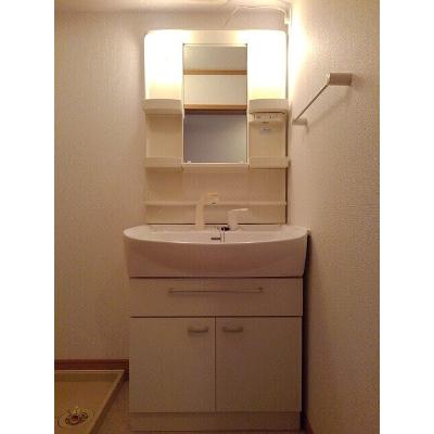 ウエスト・ゲート・アベニュー 102【管理NO：1-013228901-01020】 ★家具家電は申し込み後に搬入します★ ★2026年09月中旬入居可能★の物件画像