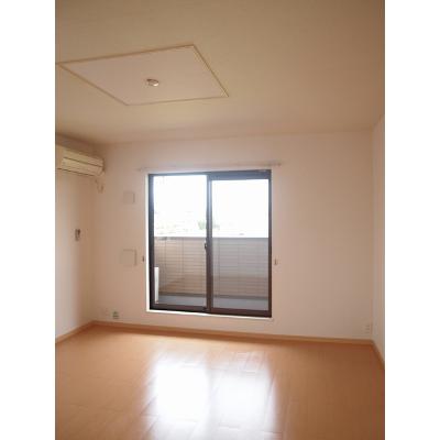 ル　シャトウⅡ 201【管理NO：1-016513902-02010】 ★家具家電は申し込み後に搬入します★ ★2026年09月上旬入居可能★の物件画像