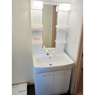 グレイス　リリー　Ａ 103【管理NO：1-016690001-01030】 ★家具家電は申し込み後に搬入します★の物件画像