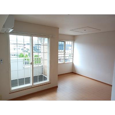 シェーナ・ドゥーノ　Ⅰ 202【管理NO：1-014735601-02020】 ★家具家電は申し込み後に搬入します★の物件画像