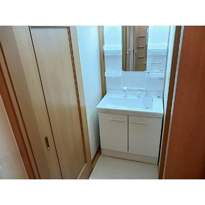 シェーナ・ドゥーノ　Ⅰ 202【管理NO：1-014735601-02020】 ★家具家電は申し込み後に搬入します★の物件画像