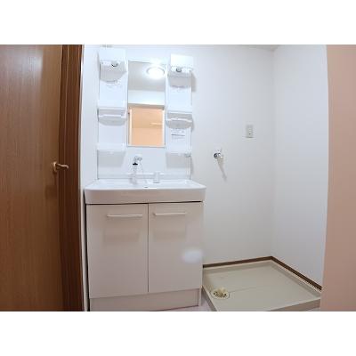 セイント・サチ 301【管理NO：1-011343201-03010】 ★家具家電は申し込み後に搬入します★の物件画像